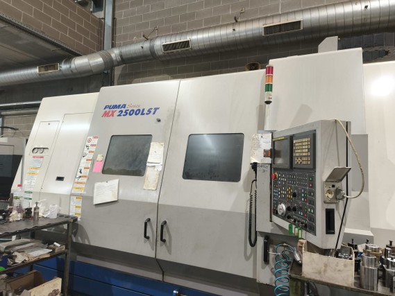 CNC-Dreh- und Fräszentrum Doosan Puma 2500 MX LST-2