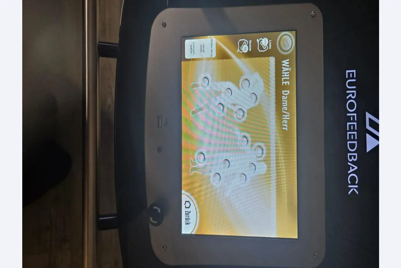 Verzorgde, hoogwaardige inrichting van een schoonheidssalon-17