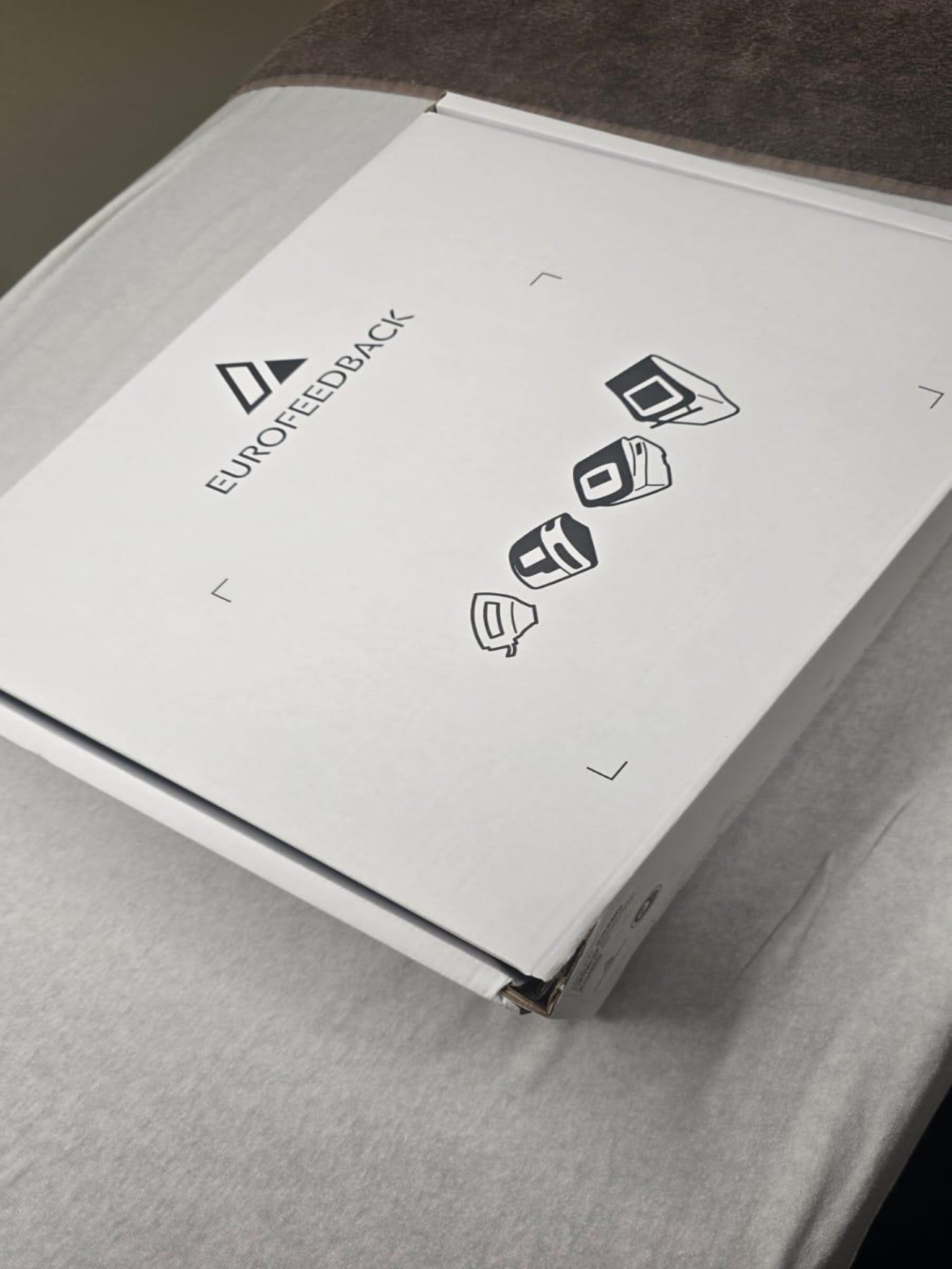 Mobiliario cuidado y de calidad de un salón de belleza-2