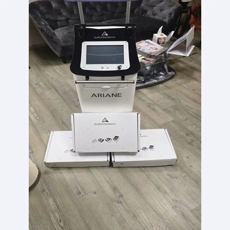 Verzorgde, hoogwaardige inrichting van een schoonheidssalon-24