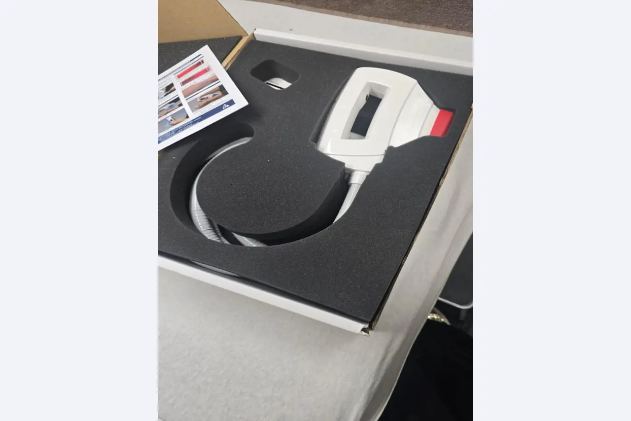 Verzorgde, hoogwaardige inrichting van een schoonheidssalon-3