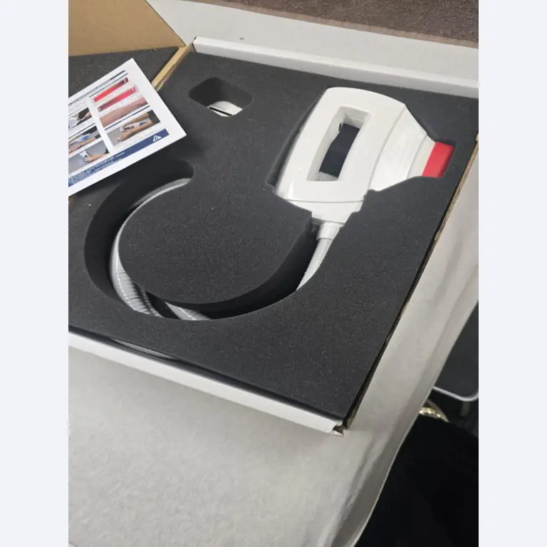 Verzorgde, hoogwaardige inrichting van een schoonheidssalon-3