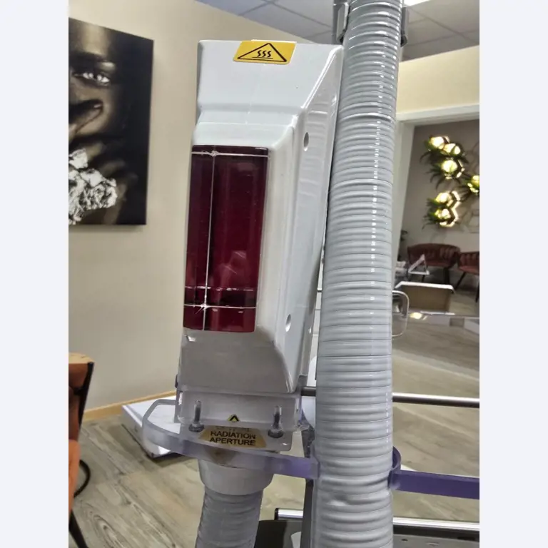 Verzorgde, hoogwaardige inrichting van een schoonheidssalon-8