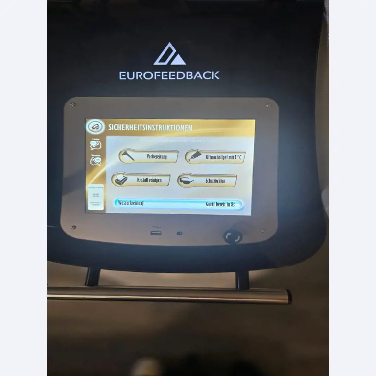 Verzorgde, hoogwaardige inrichting van een schoonheidssalon-10