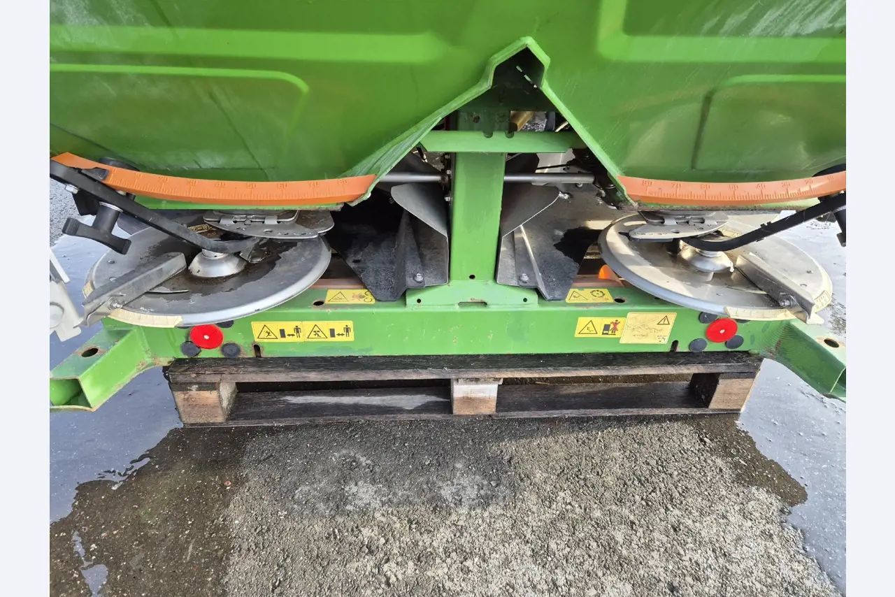 Machines agricoles-15