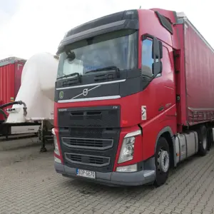 Tractor VOLVO FH 4x2 500 KM Medium