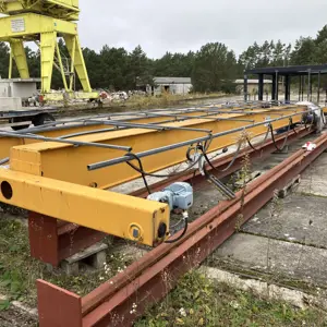 Mostni žerjav Demag