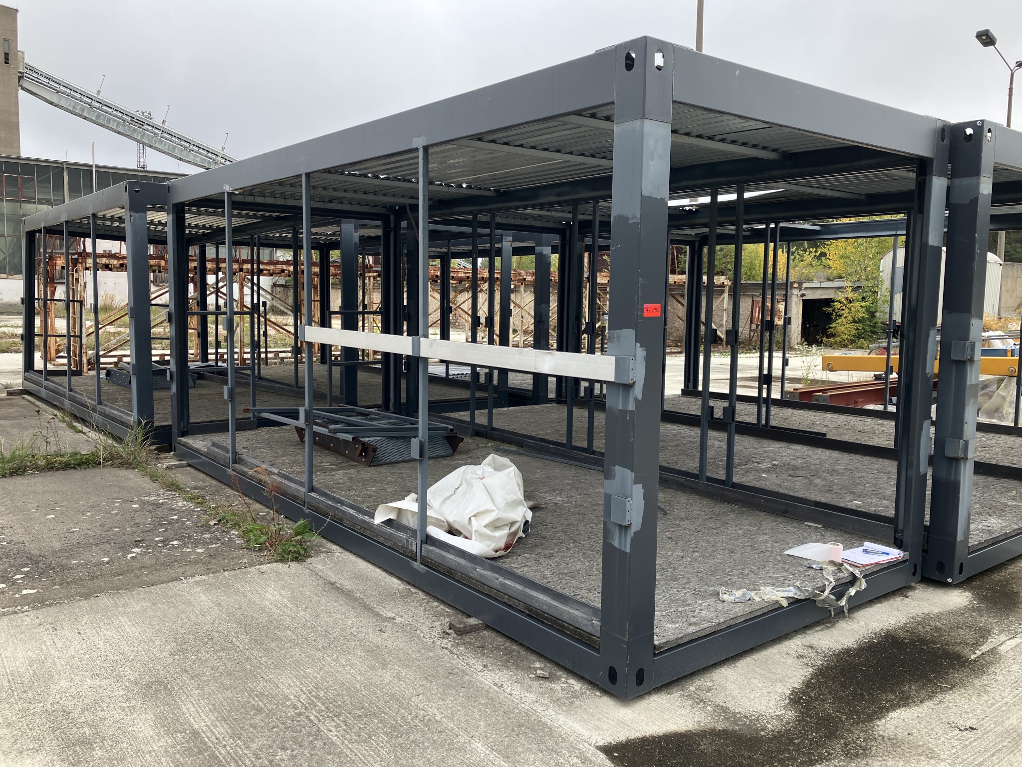 Wyposażenie byłej betoniarni-1