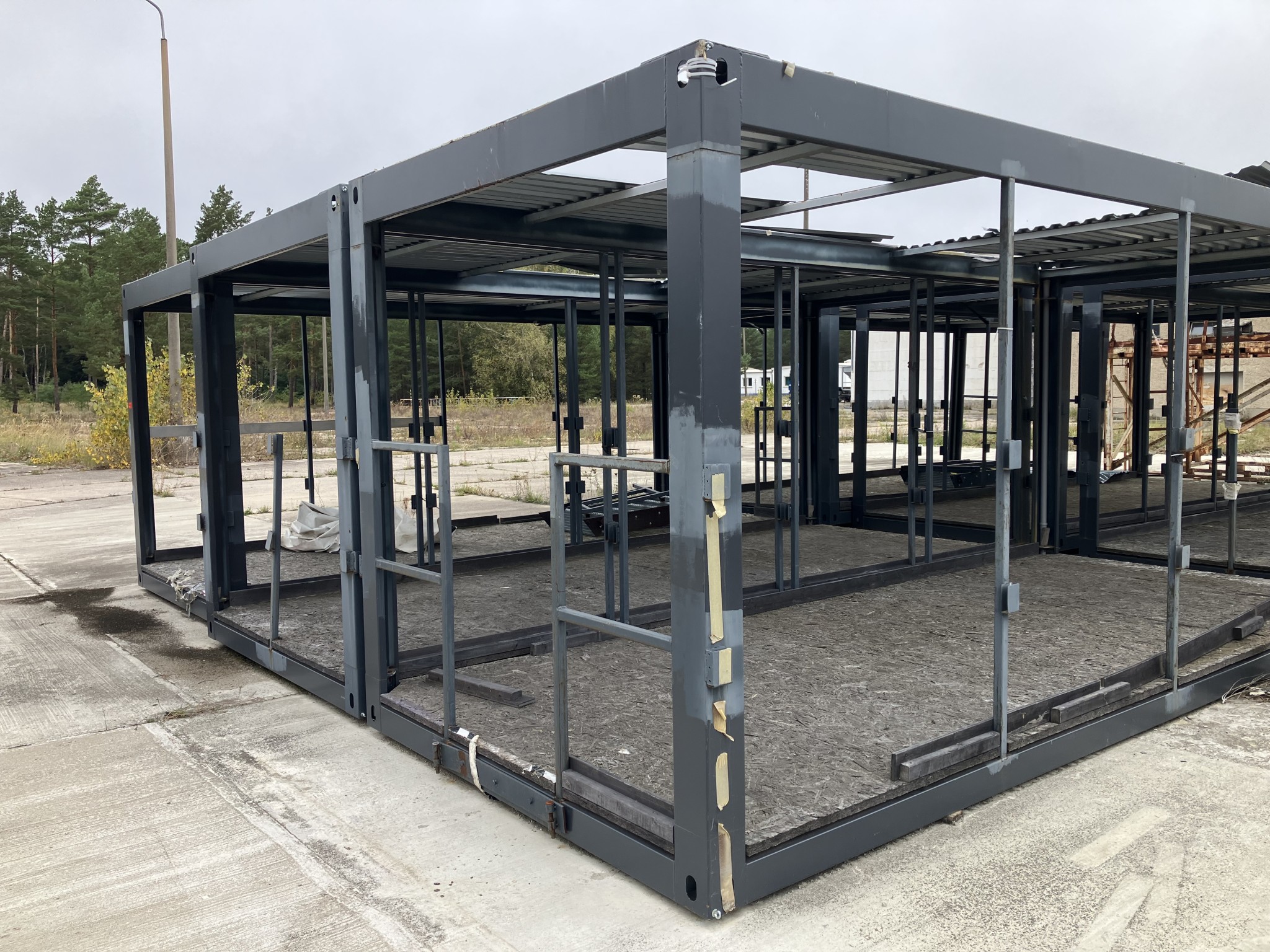 Wyposażenie byłej betoniarni-3