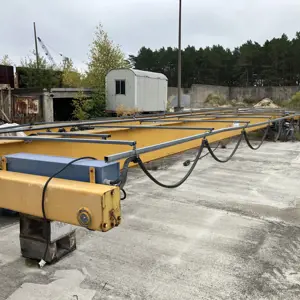 Mostni žerjav Demag