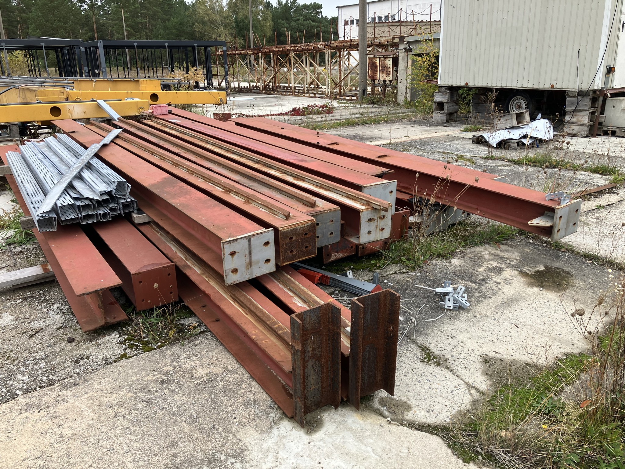 Wyposażenie byłej betoniarni-4