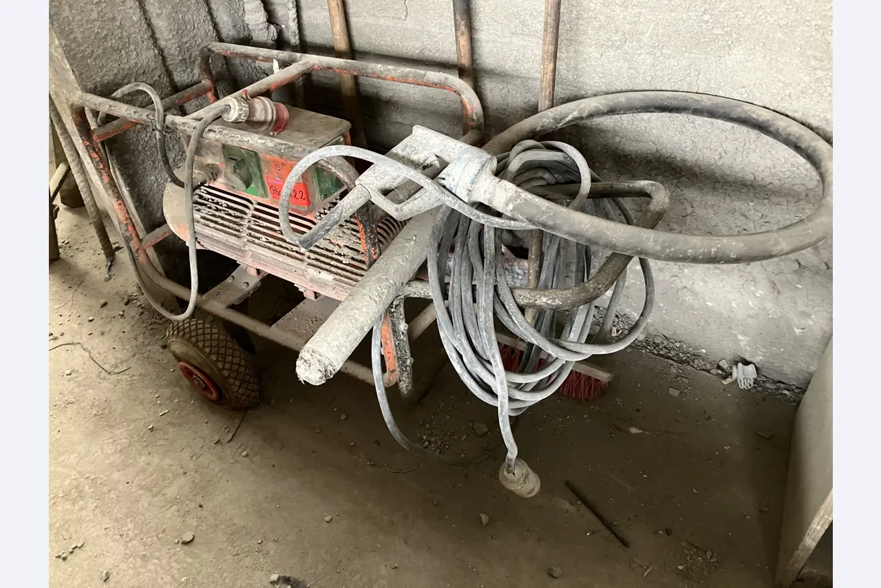 Opremljanje nekdanje betonarne-1