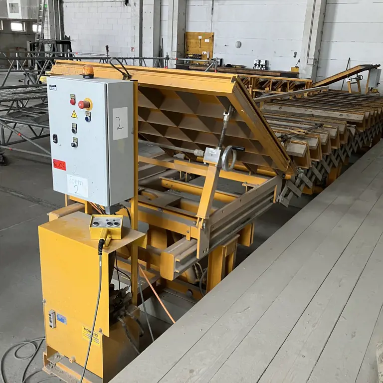 Stopniščni opaž 2 Howal Variotop 18/150