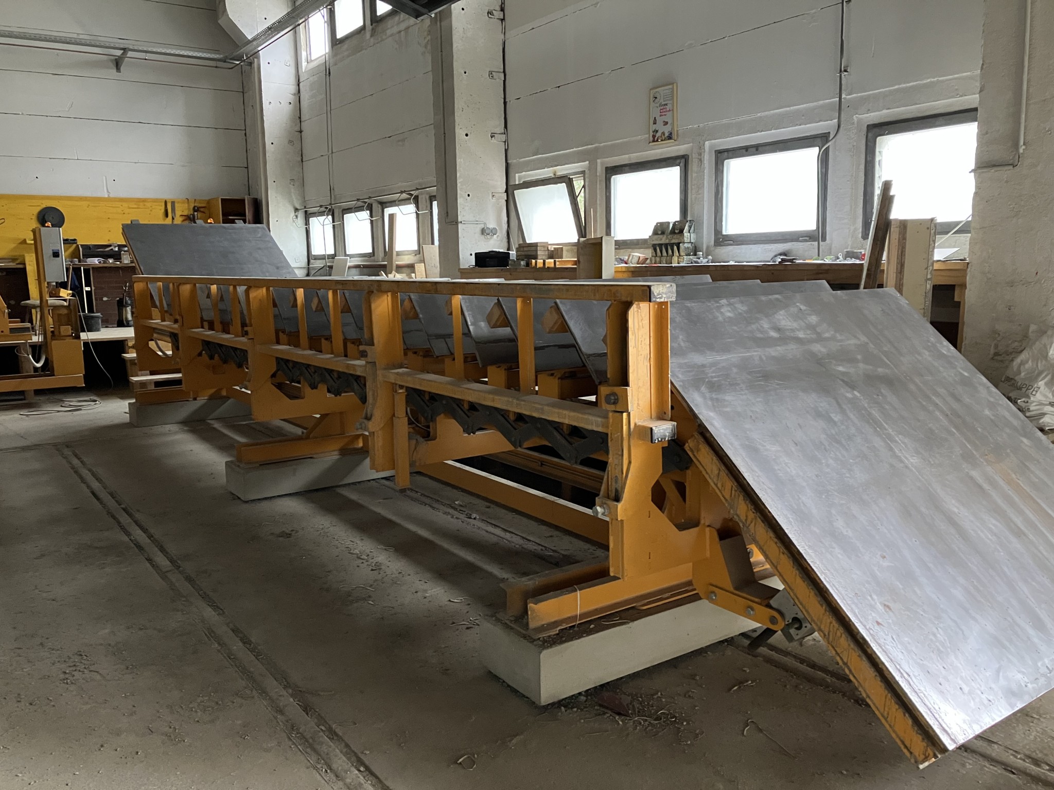 Wyposażenie byłej betoniarni-4