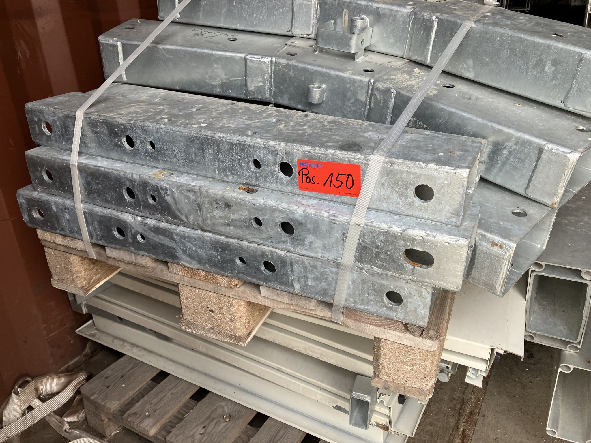 Wyposażenie byłej betoniarni-5