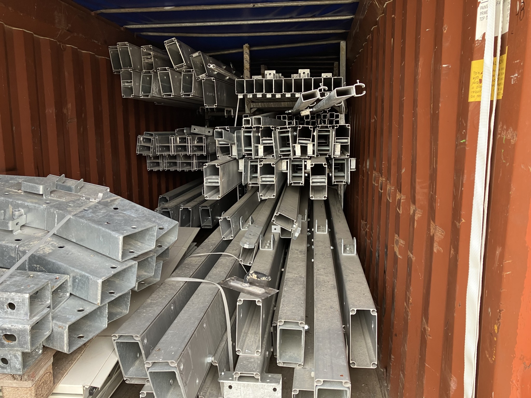 Wyposażenie byłej betoniarni-6