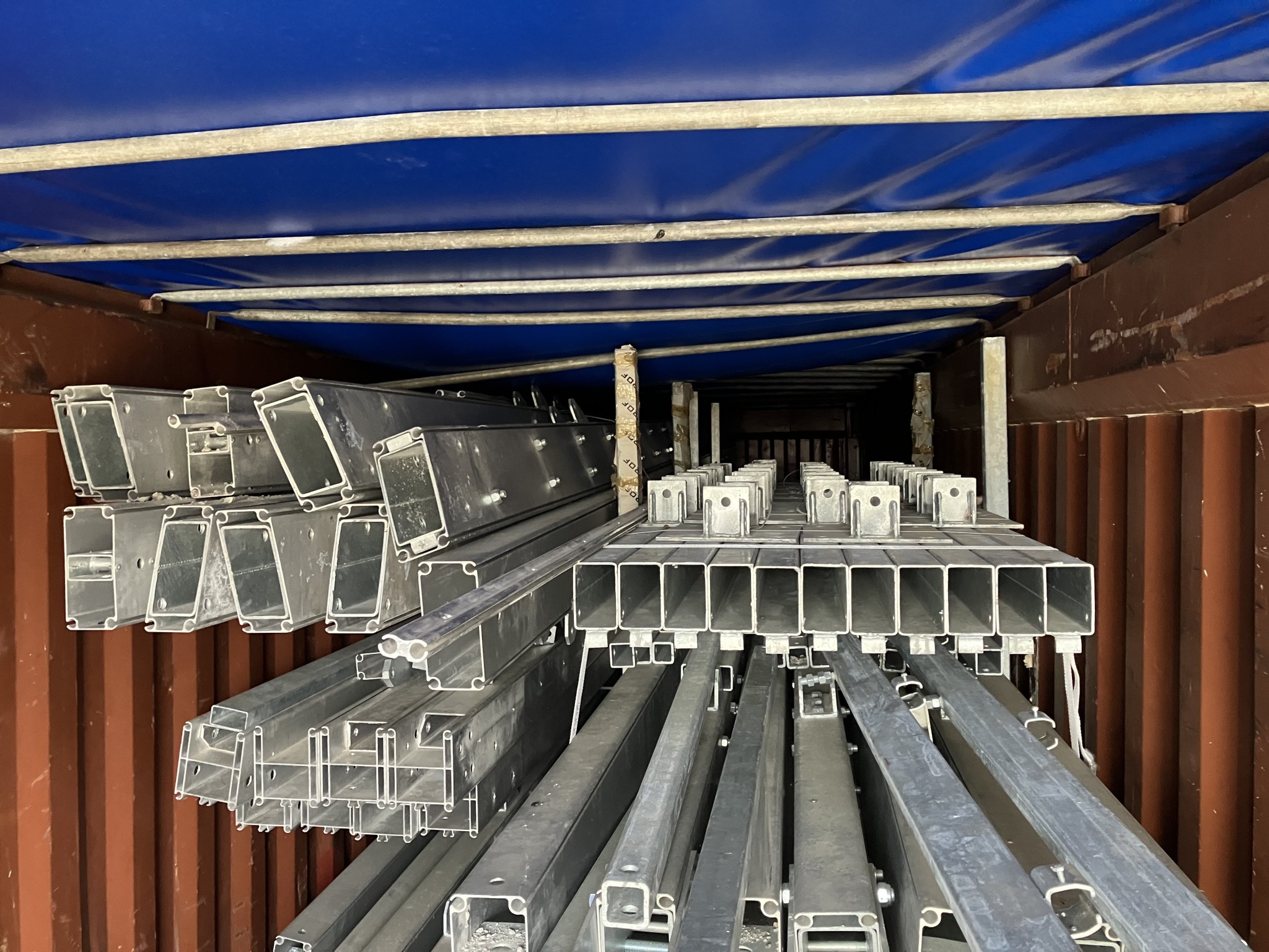 Wyposażenie byłej betoniarni-8