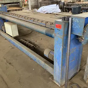 Stroj za upogibanje mreže