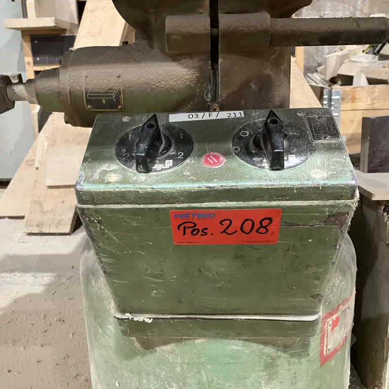 Namizni usmerjevalnik Knohoma FSU 077