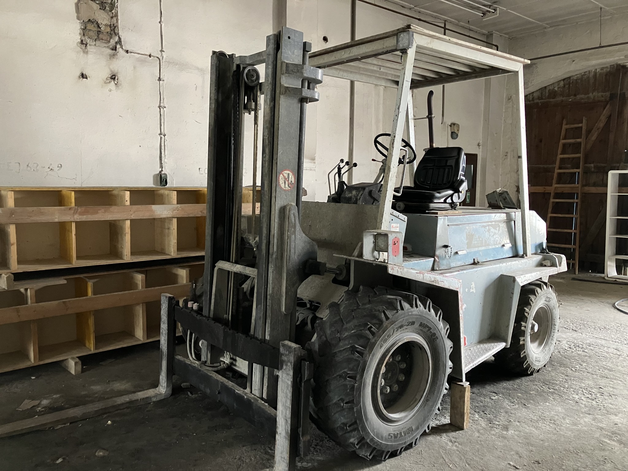 Wyposażenie byłej betoniarni-2