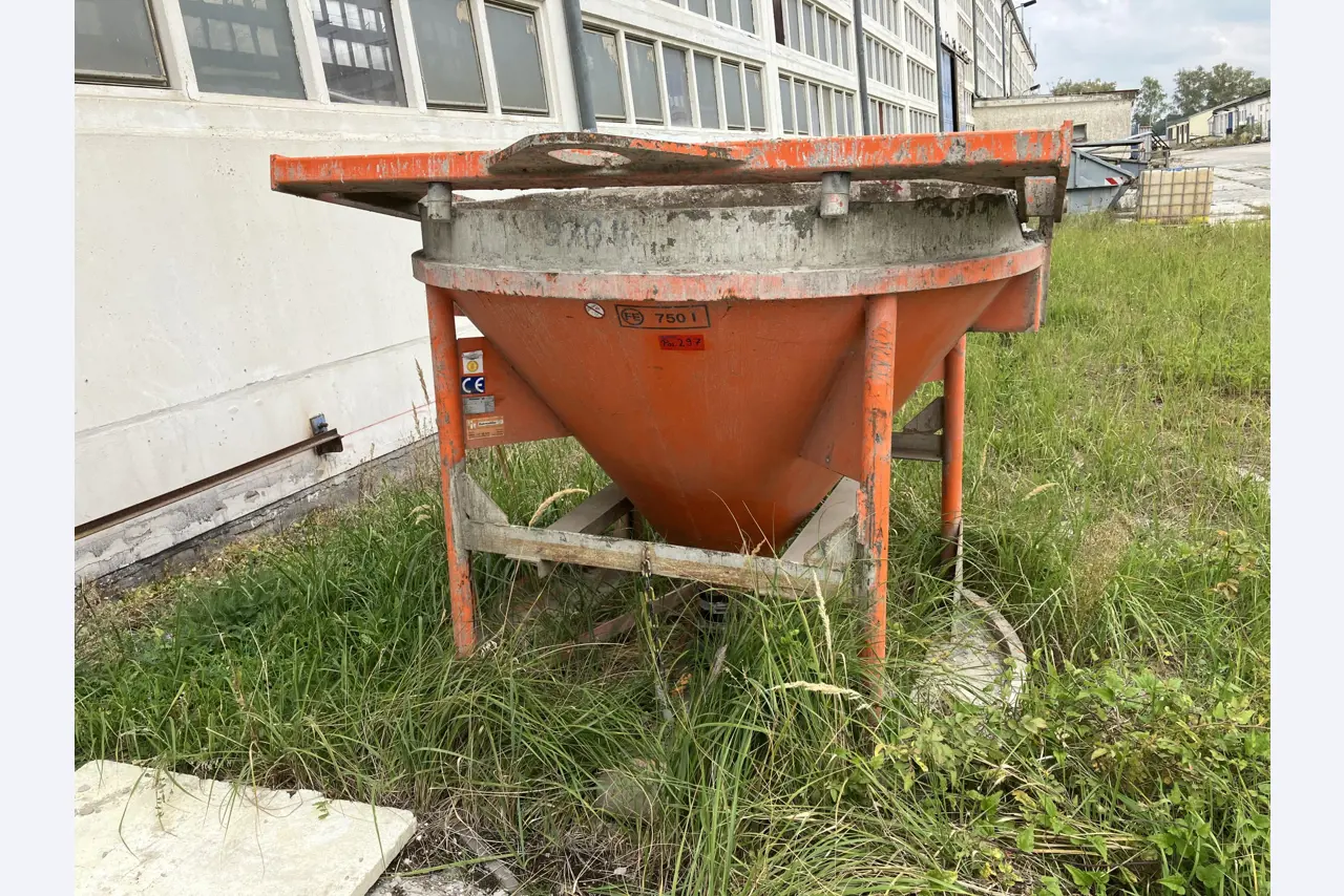 Opremljanje nekdanje betonarne-1