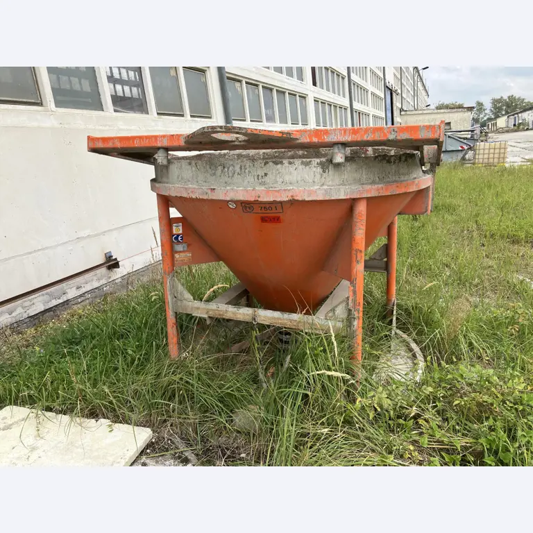 Opremljanje nekdanje betonarne-1