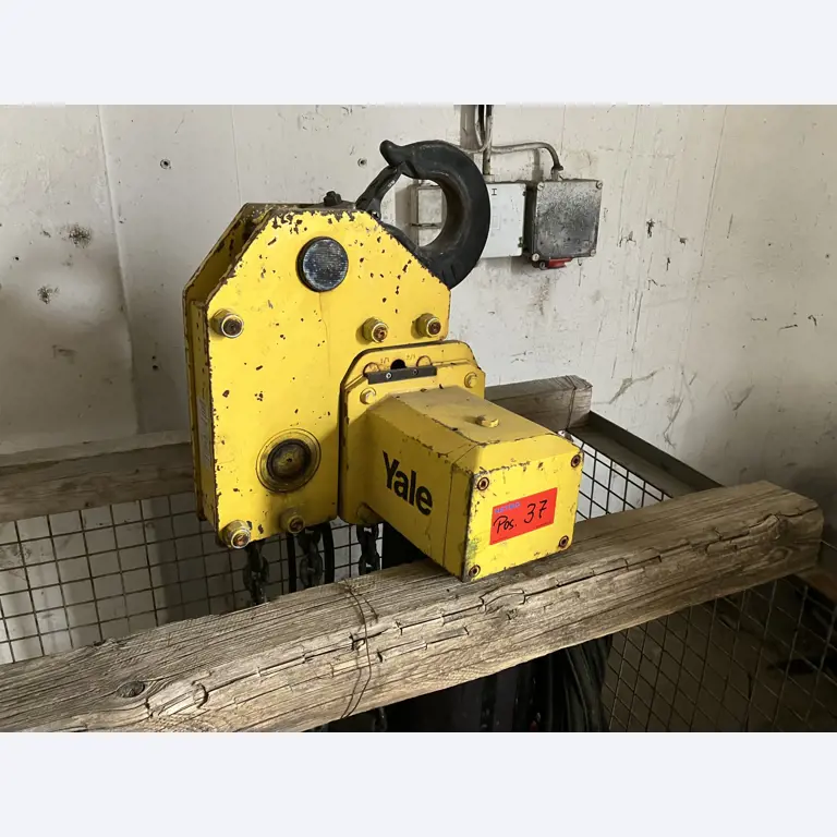 Opremljanje nekdanje betonarne-1