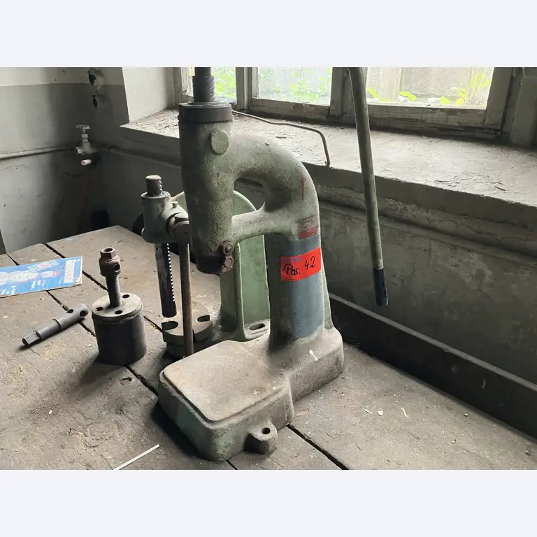 Opremljanje nekdanje betonarne-1