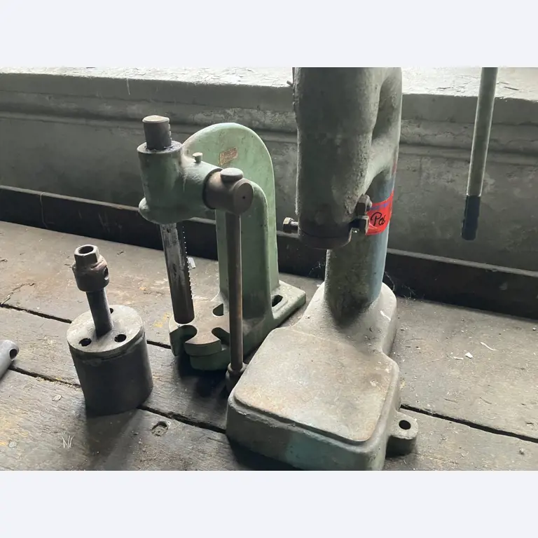 Opremljanje nekdanje betonarne-2