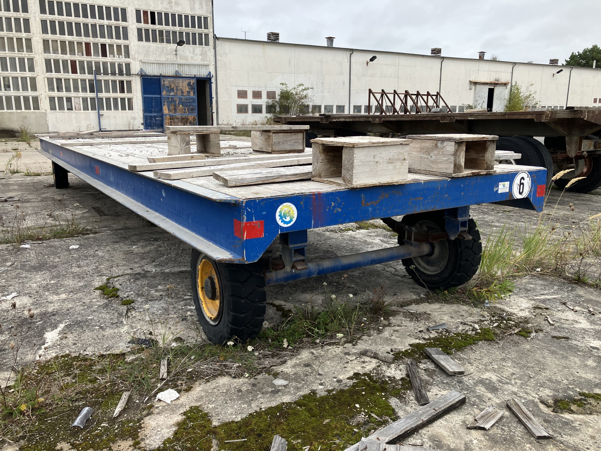 Wyposażenie byłej betoniarni-3