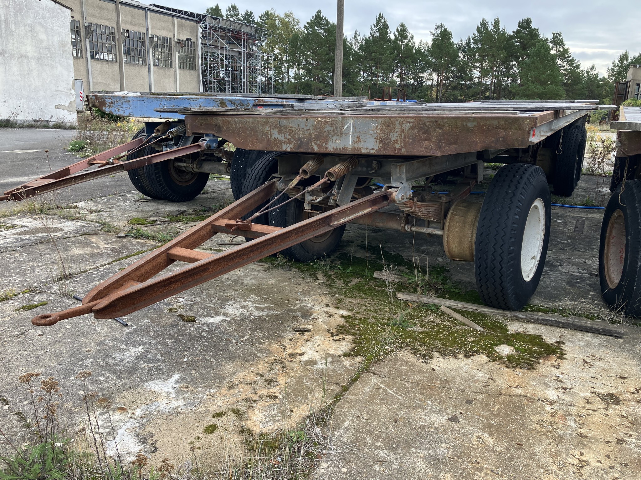 Wyposażenie byłej betoniarni-1