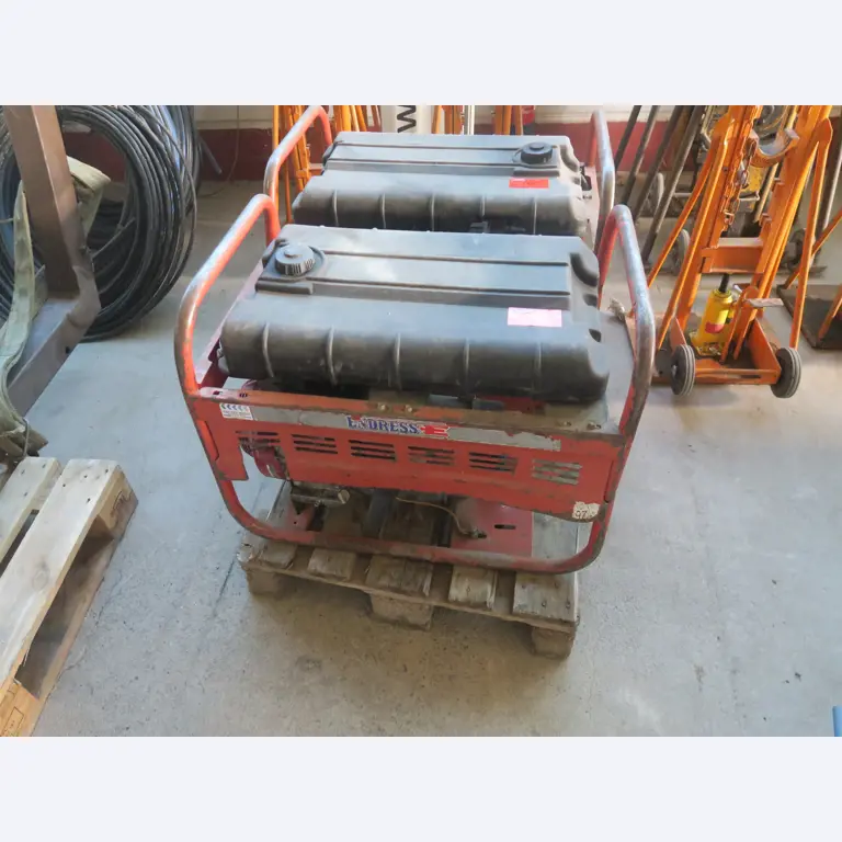 Workshop equipment and various accessories from the construction sector-1