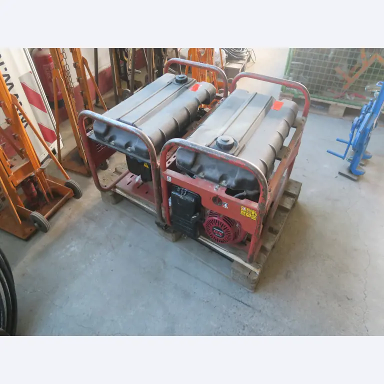 Workshop equipment and various accessories from the construction sector-4