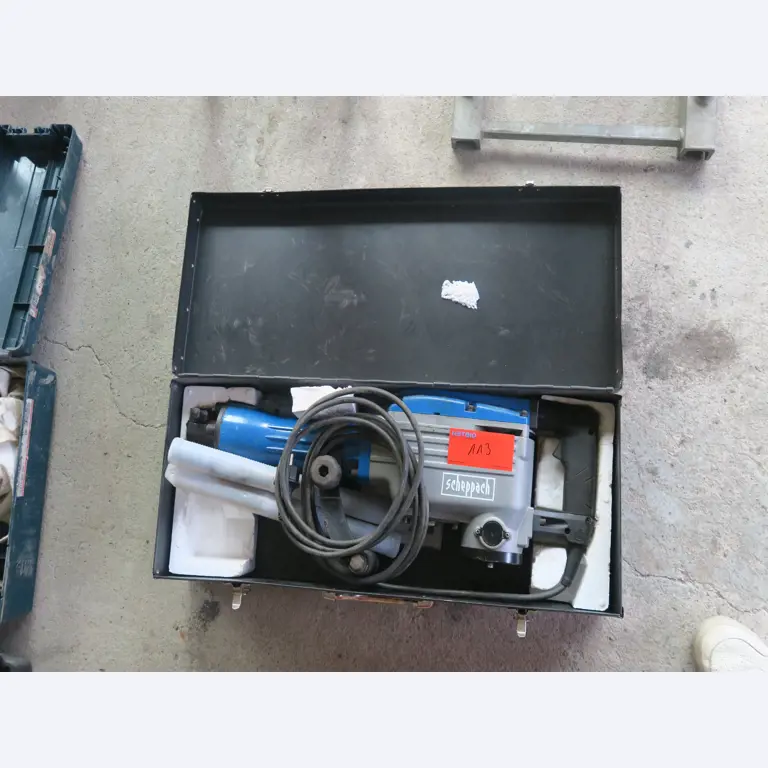 Workshop equipment and various accessories from the construction sector-1