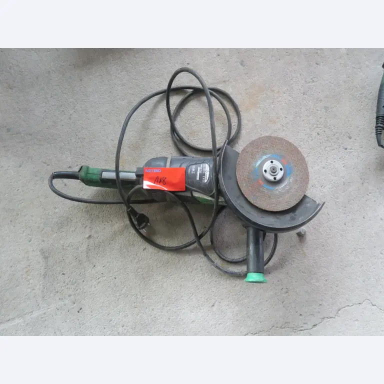 Werkplaatsuitrusting en diverse accessoires uit de bouwsector-1