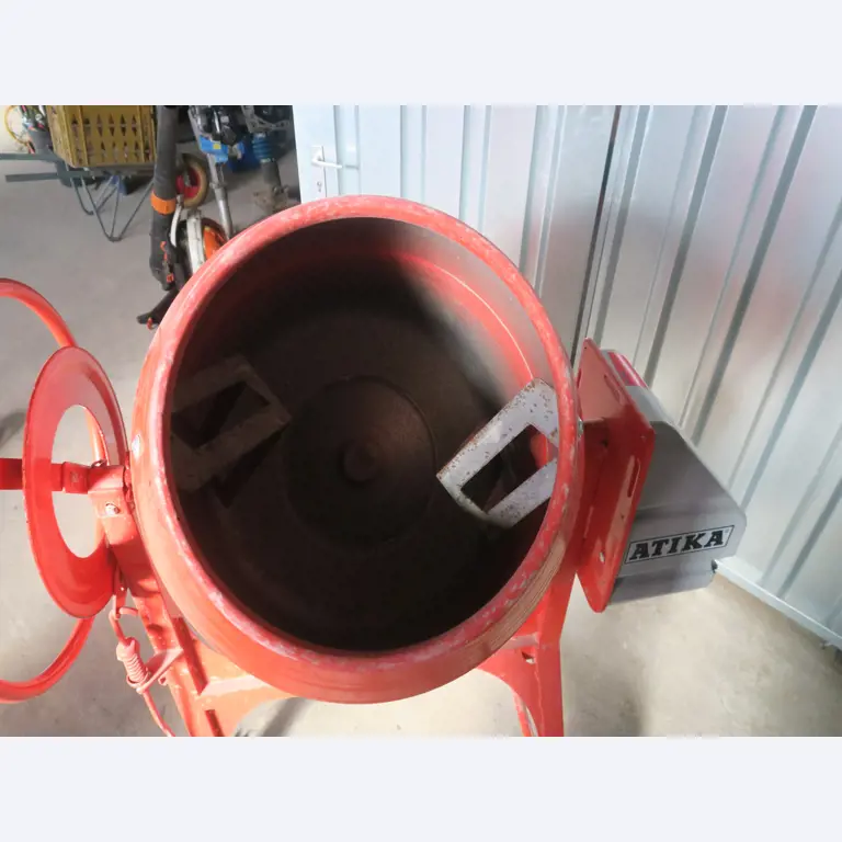 Workshop equipment and various accessories from the construction sector-2