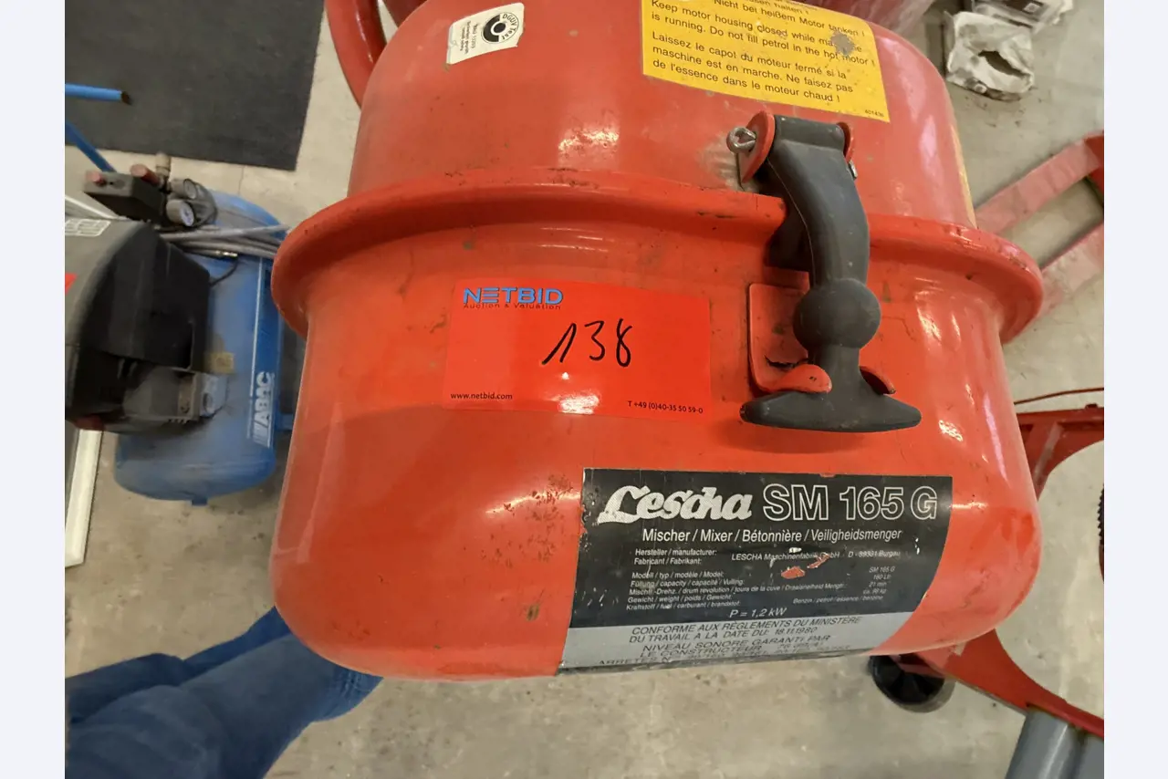 Workshop equipment and various accessories from the construction sector-2