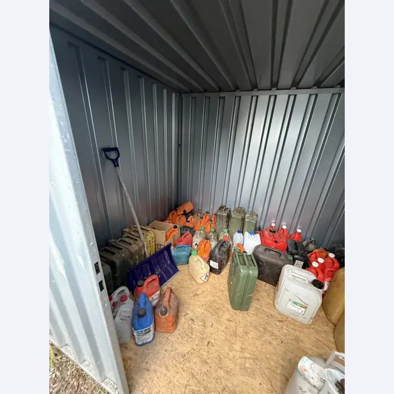 Workshop equipment and various accessories from the construction sector-3