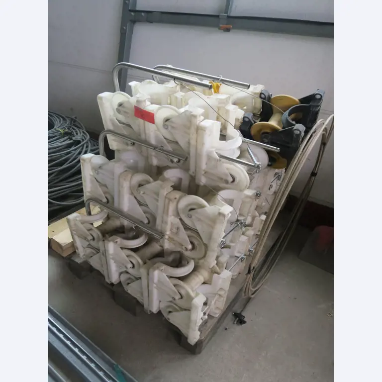 Workshop equipment and various accessories from the construction sector-2