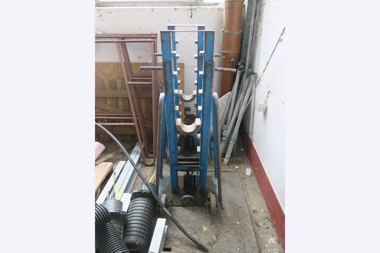 Equipos de taller y accesorios diversos del sector de la construcción-1