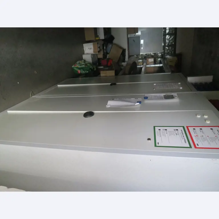 Werkplaatsuitrusting en diverse accessoires uit de bouwsector-5