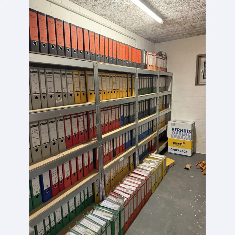 Workshop equipment and various accessories from the construction sector-1