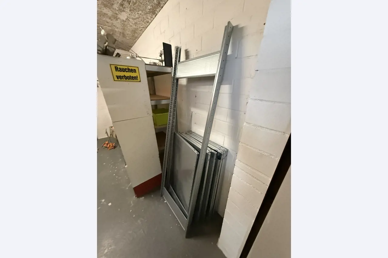 Workshop equipment and various accessories from the construction sector-3