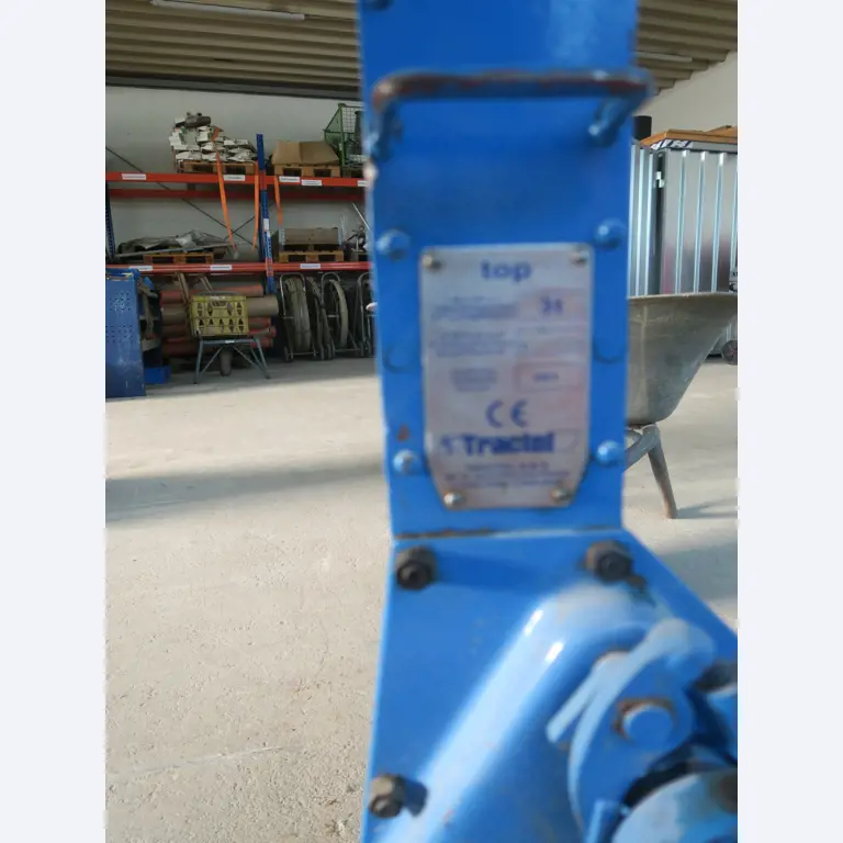 Werkplaatsuitrusting en diverse accessoires uit de bouwsector-2