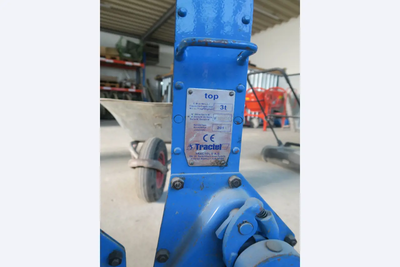 Werkplaatsuitrusting en diverse accessoires uit de bouwsector-3