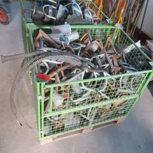 2 Stk. Grid pallet with cable dispenser