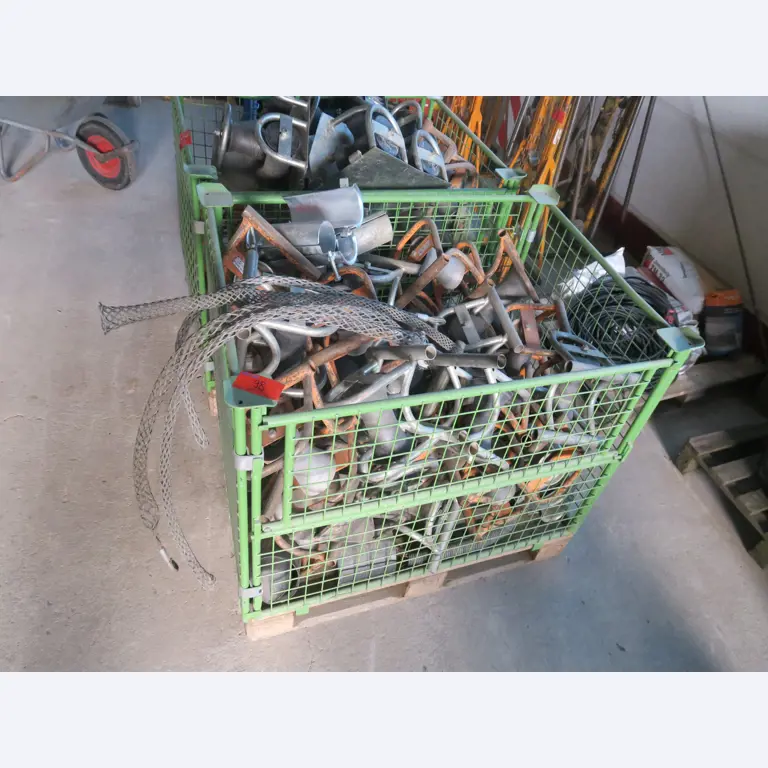 Workshop equipment and various accessories from the construction sector-1