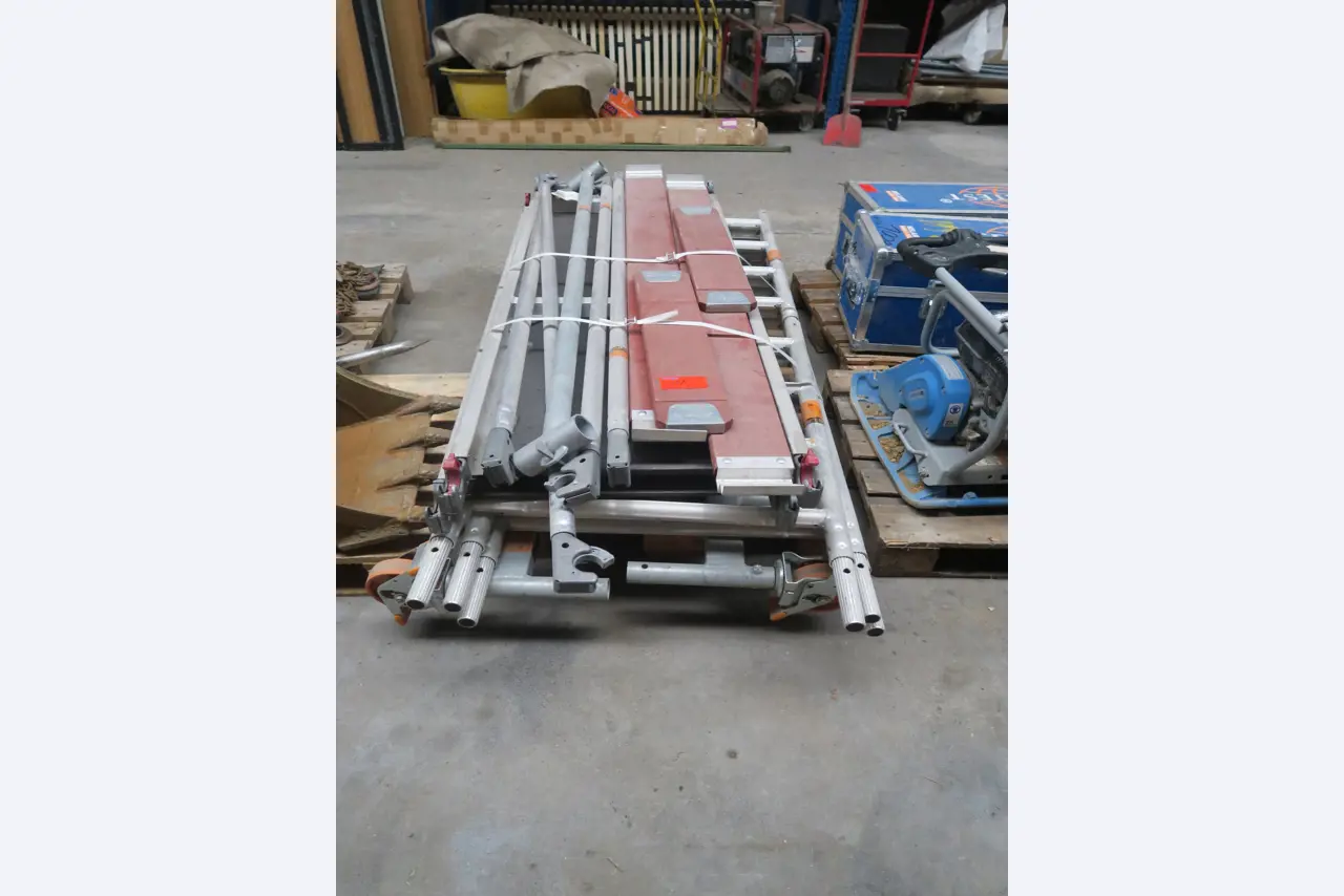 Div. techn. Einrichtung aus einem Lagerbestand-1