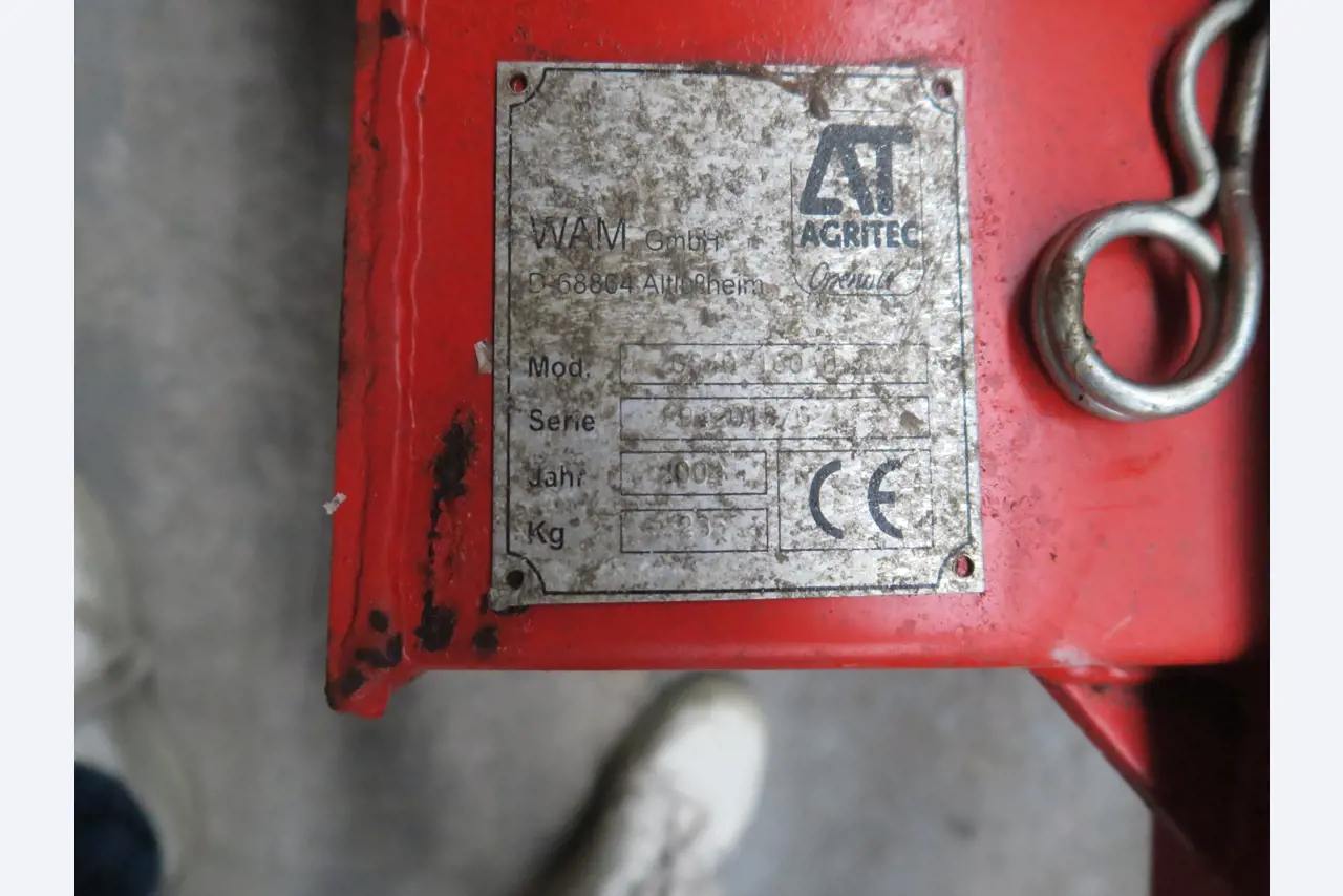 Div. techn. Einrichtung aus einem Lagerbestand-2