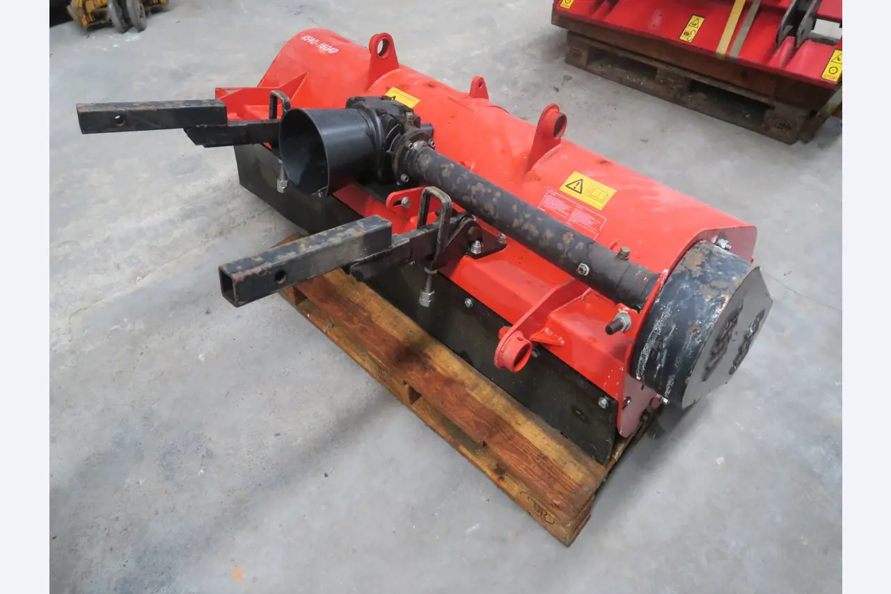 Div. techn. Einrichtung aus einem Lagerbestand-3